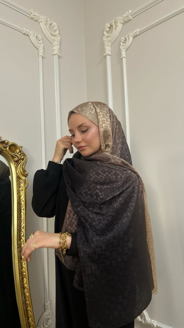 Vizon Geçişli Jakarlı Şal